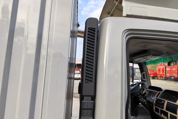 ���� ������D5 ������ 142���� 3.8�׵�����ʽ�ῨͼƬ