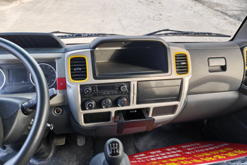 ���� ������D5 ������ 142���� 3.8�׵�����ʽ�ῨͼƬ