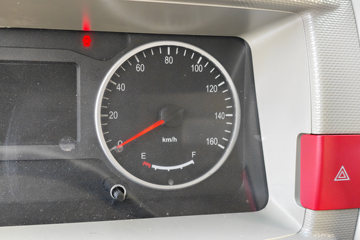 ���� ������D5 ������ 142���� 3.8�׵�����ʽ�ῨͼƬ