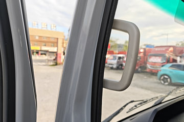 ���� ������D5 ������ 142���� 3.8�׵�����ʽ�ῨͼƬ