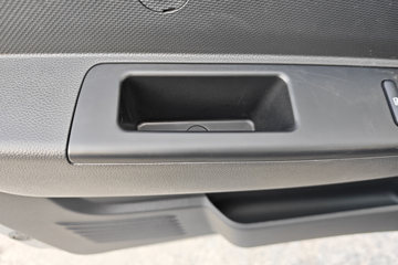 ���� ������D5 ������ 142���� 3.8�׵�����ʽ�ῨͼƬ