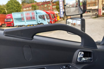 ���� ������D5 ������ 142���� 3.8�׵�����ʽ�ῨͼƬ