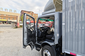 ���� ������D5 ������ 142���� 3.8�׵�����ʽ�ῨͼƬ