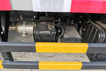 ���� ������D5 ������ 142���� 3.8�׵�����ʽ�ῨͼƬ