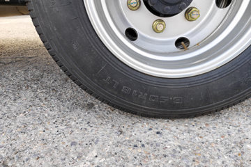 ���� ������D5 ������ 142���� 3.8�׵�����ʽ�ῨͼƬ