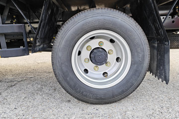 ���� ������D5 ������ 142���� 3.8�׵�����ʽ�ῨͼƬ