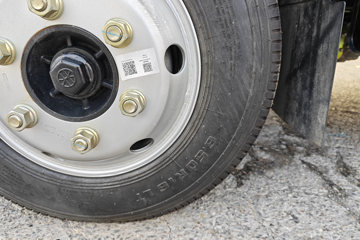 ���� ������D5 ������ 142���� 3.8�׵�����ʽ�ῨͼƬ