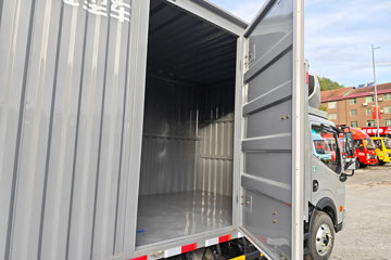 ���� ������D5 ������ 142���� 3.8�׵�����ʽ�ῨͼƬ