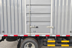 东风 多利卡D5 任吾行 142马力 3.8米单排厢式轻卡