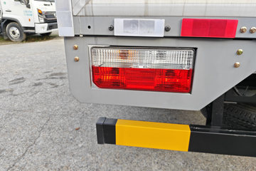 ���� ������D5 ������ 142���� 3.8�׵�����ʽ�ῨͼƬ