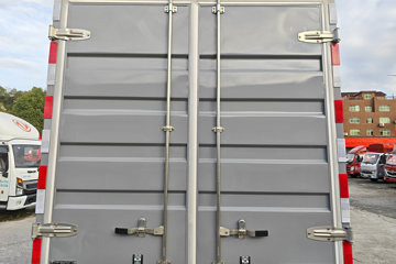 ���� ������D5 ������ 142���� 3.8�׵�����ʽ�ῨͼƬ