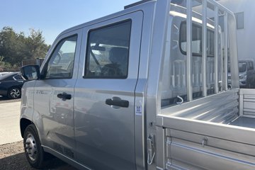 ��������V5 1.6L���� 120���� ����5�� Һɲ 3��˫������΢��ͼƬ