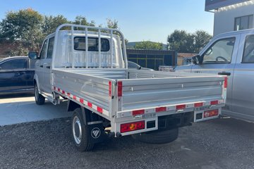 ��������V5 1.6L���� 120���� ����5�� Һɲ 3��˫������΢��ͼƬ