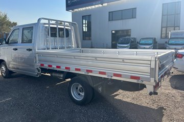 ��������V5 1.6L���� 120���� ����5�� Һɲ 3��˫������΢��ͼƬ