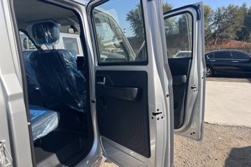 ��������V5 1.6L���� 120���� ����5�� Һɲ 3��˫������΢��ͼƬ
