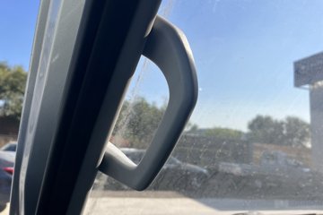 ��������V5 1.6L���� 120���� ����5�� Һɲ 3��˫������΢��ͼƬ