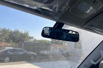 ��������V5 1.6L���� 120���� ����5�� Һɲ 3��˫������΢��ͼƬ