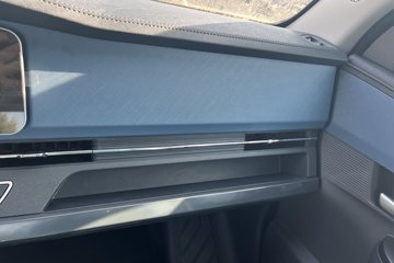 ��������V5 1.6L���� 120���� ����5�� Һɲ 3��˫������΢��ͼƬ