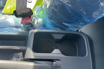 ��������V5 1.6L���� 120���� ����5�� Һɲ 3��˫������΢��ͼƬ