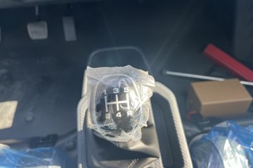 ��������V5 1.6L���� 120���� ����5�� Һɲ 3��˫������΢��ͼƬ