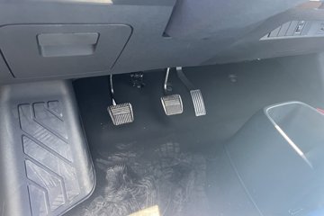 ��������V5 1.6L���� 120���� ����5�� Һɲ 3��˫������΢��ͼƬ