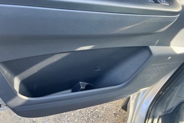 ��������V5 1.6L���� 120���� ����5�� Һɲ 3��˫������΢��ͼƬ