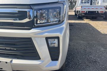 ��������V5 1.6L���� 120���� ����5�� 2.7��˫������΢��(��̥)ͼƬ