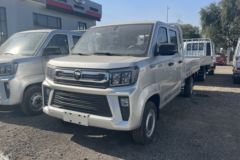 福田祥菱V5 1.6L汽油 120马力 蓝黛5档 2.7米双排栏板微卡(后单胎)