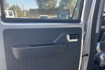 ��������V5 1.6L���� 120���� ����5�� 2.7��˫������΢��(��̥)ͼƬ