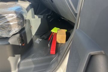 ��������V5 1.6L���� 120���� ����5�� 2.7��˫������΢��(��̥)ͼƬ