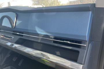 ��������V5 1.6L���� 120���� ����5�� 2.7��˫������΢��(��̥)ͼƬ