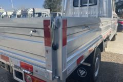 福田祥菱V5 1.6L汽油 120马力 蓝黛5档 2.7米双排栏板微卡(后单胎) 福田祥菱V5 1.6L汽油 120马力 蓝黛5档 2.7米双排栏板微卡(后单胎)