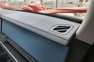��������V5 1.6L���� 120���� ����5�� Һɲ 3��˫������΢��ͼƬ