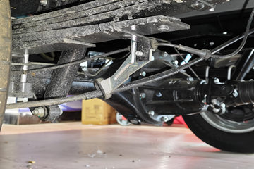 ��������V5 1.6L���� 120���� ����5�� 3.7�׵�������΢��(��̥)ͼƬ