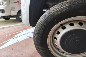 ��������V5 1.6L���� 120���� ����5�� 3.7�׵�������΢��(��̥)ͼƬ