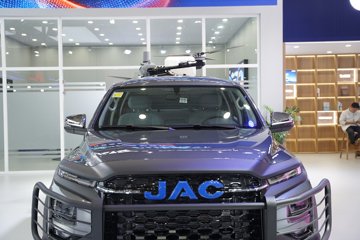 ����Ƥ�� ��;PHEV 2025�� �콢�� ���� ���� ���ʽ��϶���˫��Ƥ�� 31.2kWhͼƬ