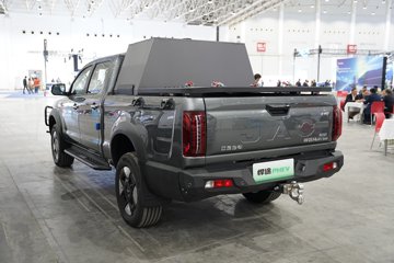 ����Ƥ�� ��;PHEV 2025�� �콢�� ���� ���� ���ʽ��϶���˫��Ƥ�� 31.2kWhͼƬ