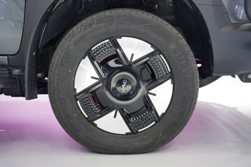 ����Ƥ�� ��;PHEV 2025�� �콢�� ���� ���� ���ʽ��϶���˫��Ƥ�� 31.2kWhͼƬ