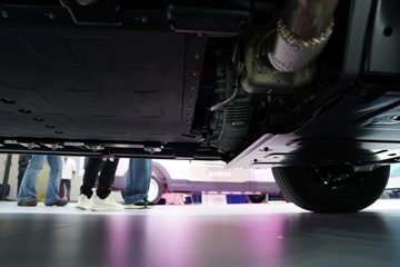 ����Ƥ�� ��;PHEV 2025�� �콢�� ���� ���� ���ʽ��϶���˫��Ƥ�� 31.2kWhͼƬ