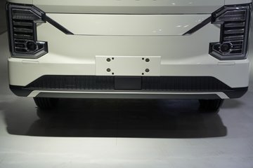 ����˧��ES6 4.18�׵��Ŵ��綯�����Ῠ ����ʱ��100.46kWhͼƬ