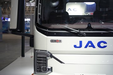 ����˧��ES6 4.18�׵��Ŵ��綯�����Ῠ ����ʱ��100.46kWhͼƬ