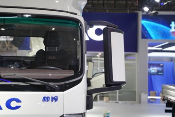 ����˧��ES6 4.18�׵��Ŵ��綯�����Ῠ ����ʱ��100.46kWhͼƬ