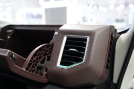 帅铃ES6&nbsp;电动载货车驾驶室图片