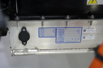 ����˧��ES6 4.18�׵��Ŵ��綯�����Ῠ ����ʱ��100.46kWhͼƬ