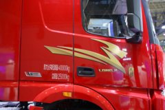 陕汽德龙M5000C 9.9L柴油 480马力 6X4 法士特12档 牵引车