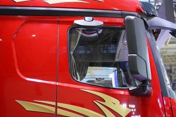 ��������M5000C 9.9L���� 480���� 6X4 ��ʿ��12�� ǣ����ͼƬ