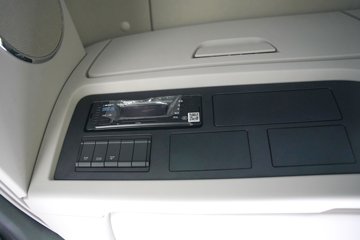 ��������M5000C 9.9L���� 480���� 6X4 ��ʿ��12�� ǣ����ͼƬ