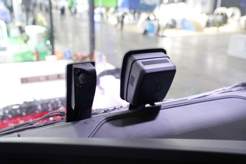 ��������M5000C 9.9L���� 480���� 6X4 ��ʿ��12�� ǣ����ͼƬ