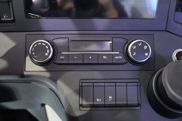 ��������M5000C 9.9L���� 480���� 6X4 ��ʿ��12�� ǣ����ͼƬ