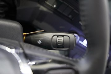 ��������M5000C 9.9L���� 480���� 6X4 ��ʿ��12�� ǣ����ͼƬ